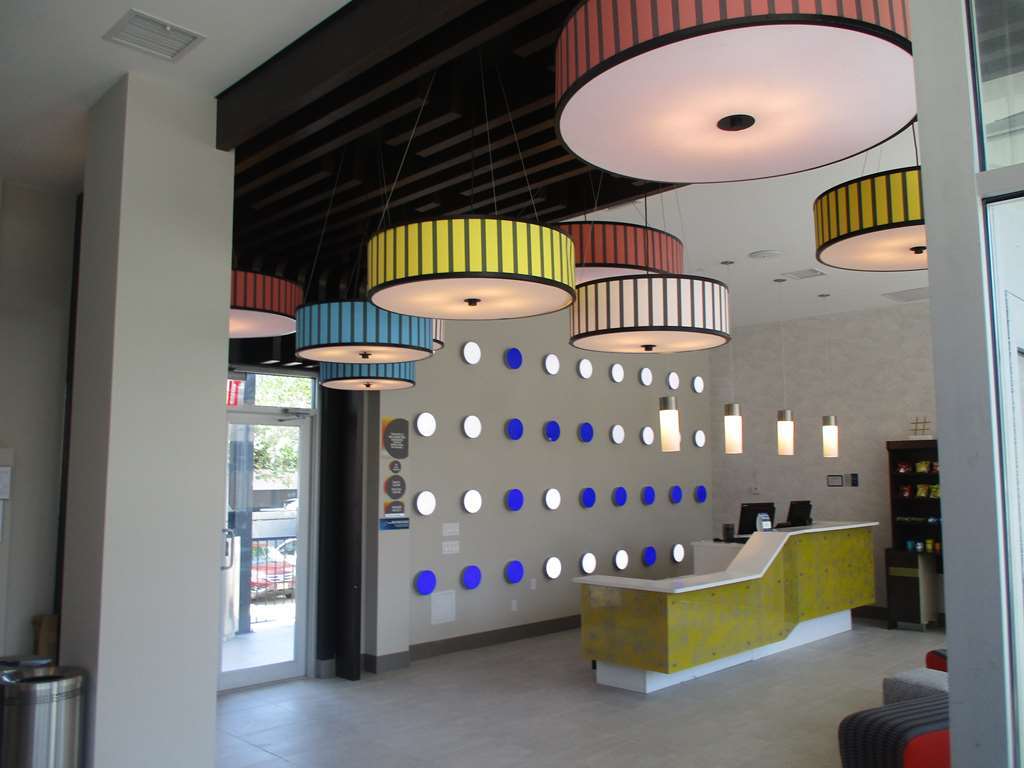 Glo Western Brooklyn Nyc