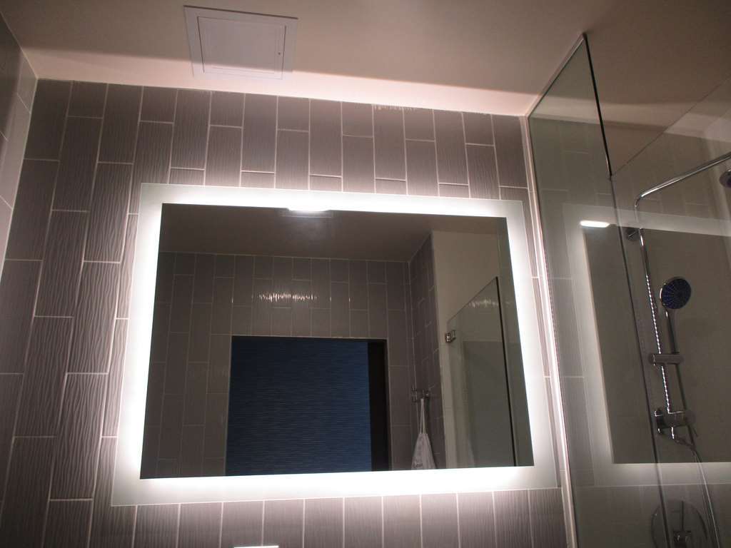 Glo Western Brooklyn Nyc Hotel