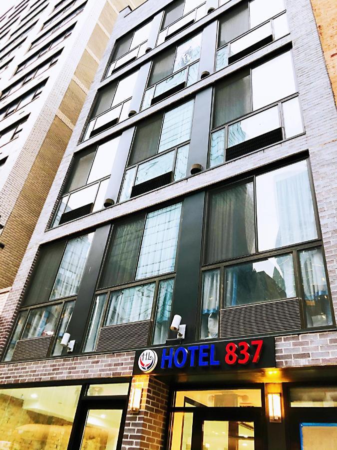 Hotel 837