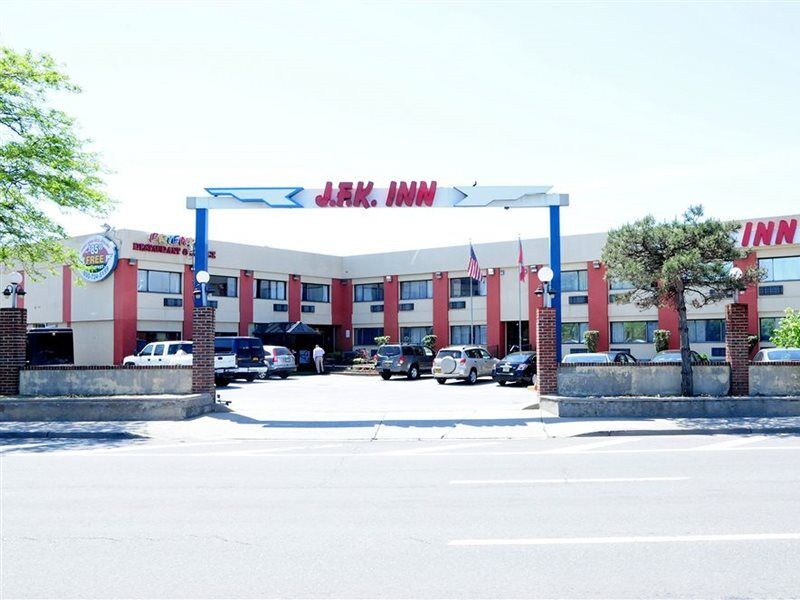 Jfk Hotel