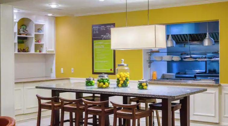 Hotel Hilton Garden Queens Jfk 3*