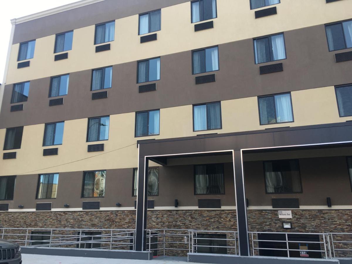 The Williams 2* New York