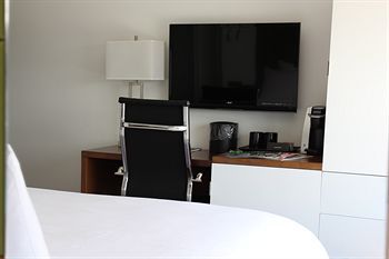 Bpm Brooklyn Hotel