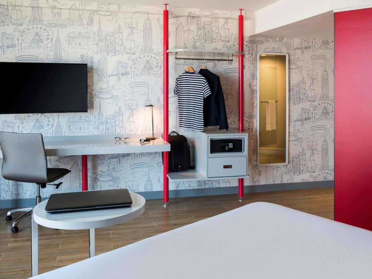 Ibis Styles Laguardia Airport 2*