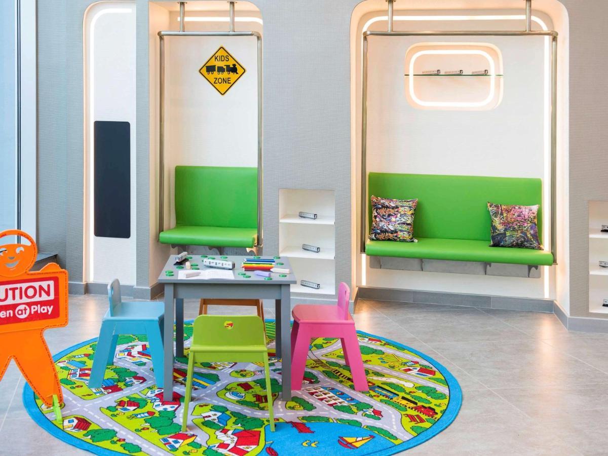 Ibis Styles Laguardia Airport Hotel