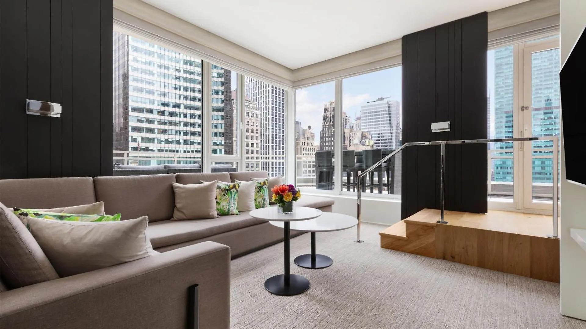 Top Hotels in New York Fifth Avenue for Every Traveler